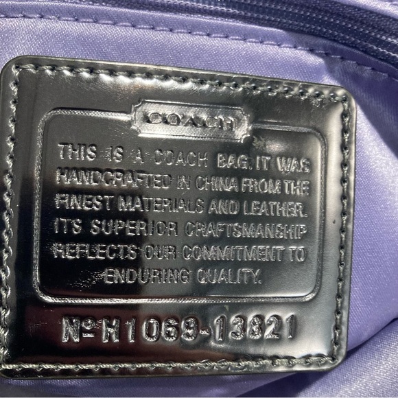 COACH POPPY Silver Sequin Many  Pockets Lilac Lining Shoulder Handbag Purse NEW - Picture 15 of 16